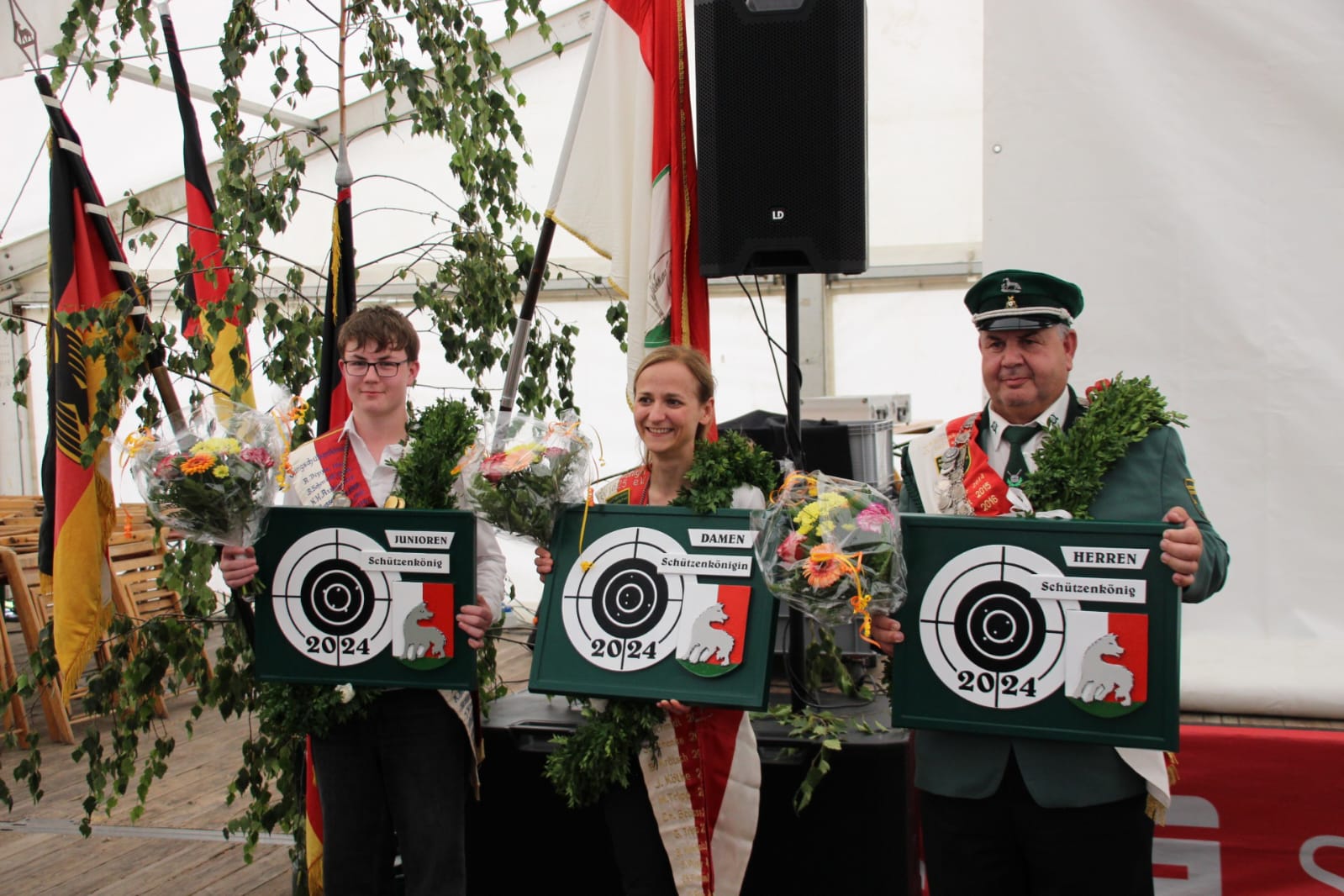 Alle neuen Majestäten